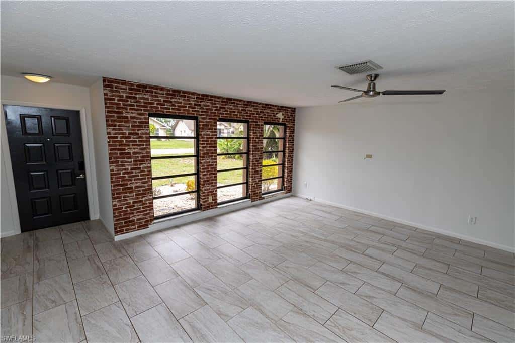 25572 Fenner Cir, Bonita Springs, photo 4