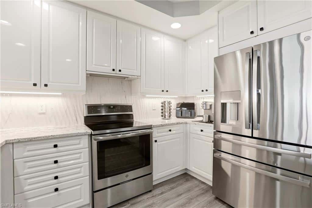 425 Cove Tower Dr #1002, Naples, photo 9