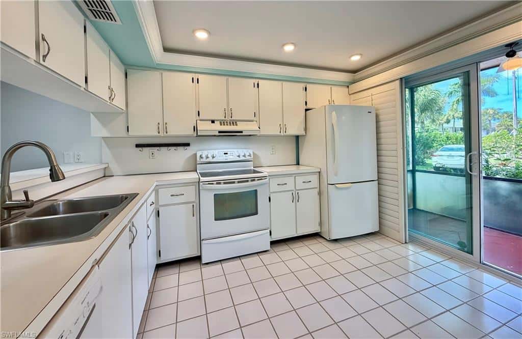 4001 Ice Castle Way #1, Naples, photo 4
