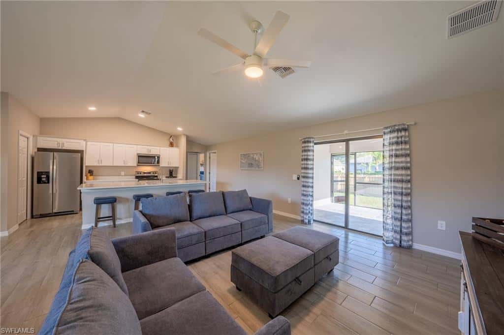 8152 Pelican Rd, Fort Myers, photo 6
