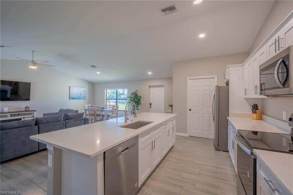 8152 Pelican Rd, Fort Myers, photo 10
