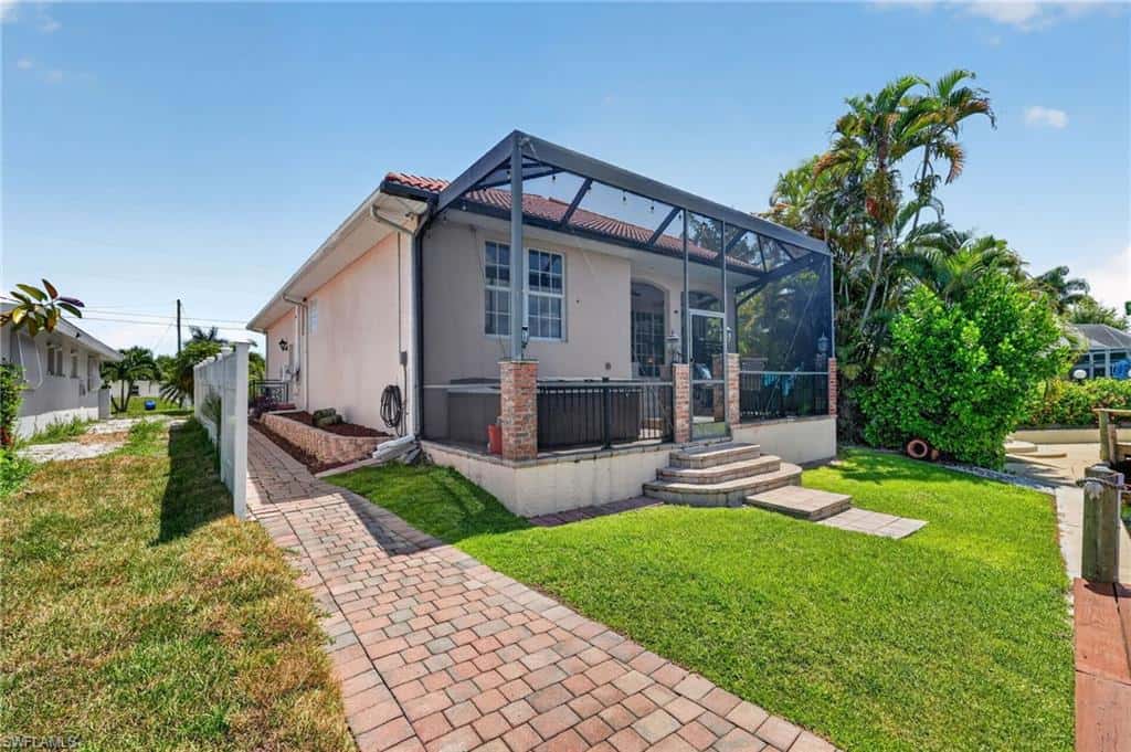 1298 Thompson St, North Fort Myers, photo 42