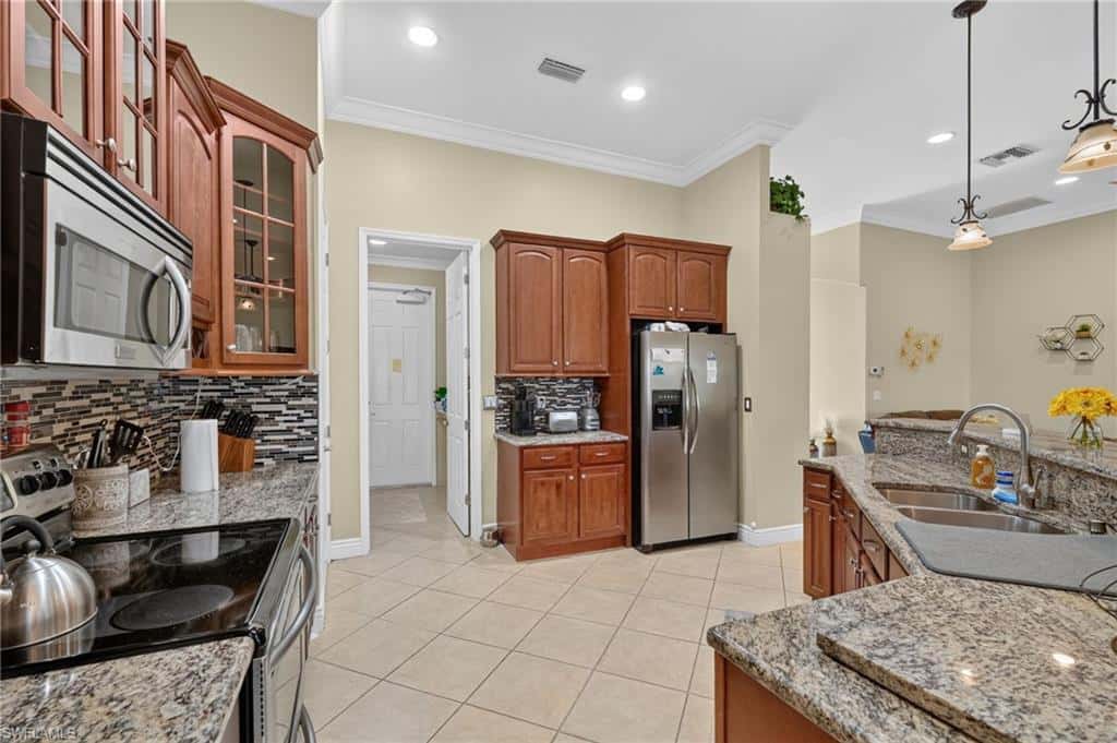 1298 Thompson St, North Fort Myers, photo 15