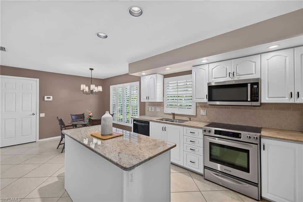 13360 Southampton Dr, Bonita Springs, photo 11
