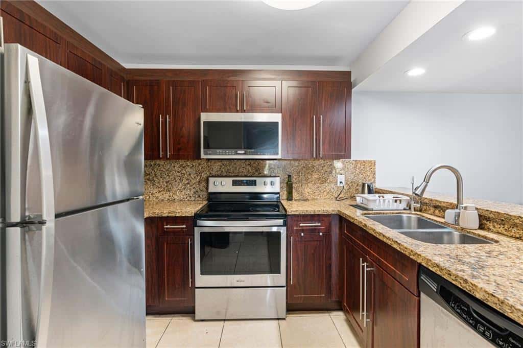 161 Santa Clara Dr #10, Naples, photo 10