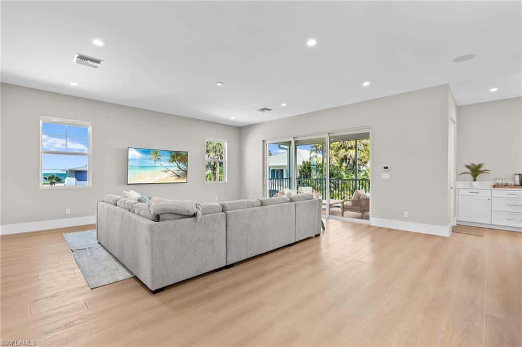 117 Hercules Dr, Fort Myers Beach, photo 13