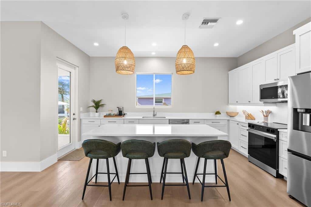 117 Hercules Dr, Fort Myers Beach, photo 16