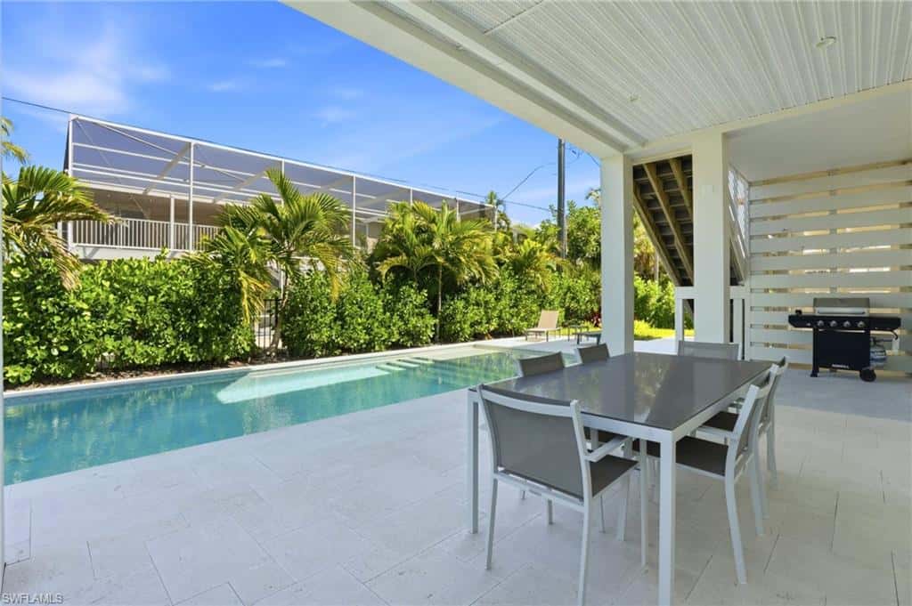 117 Hercules Dr, Fort Myers Beach, photo 8