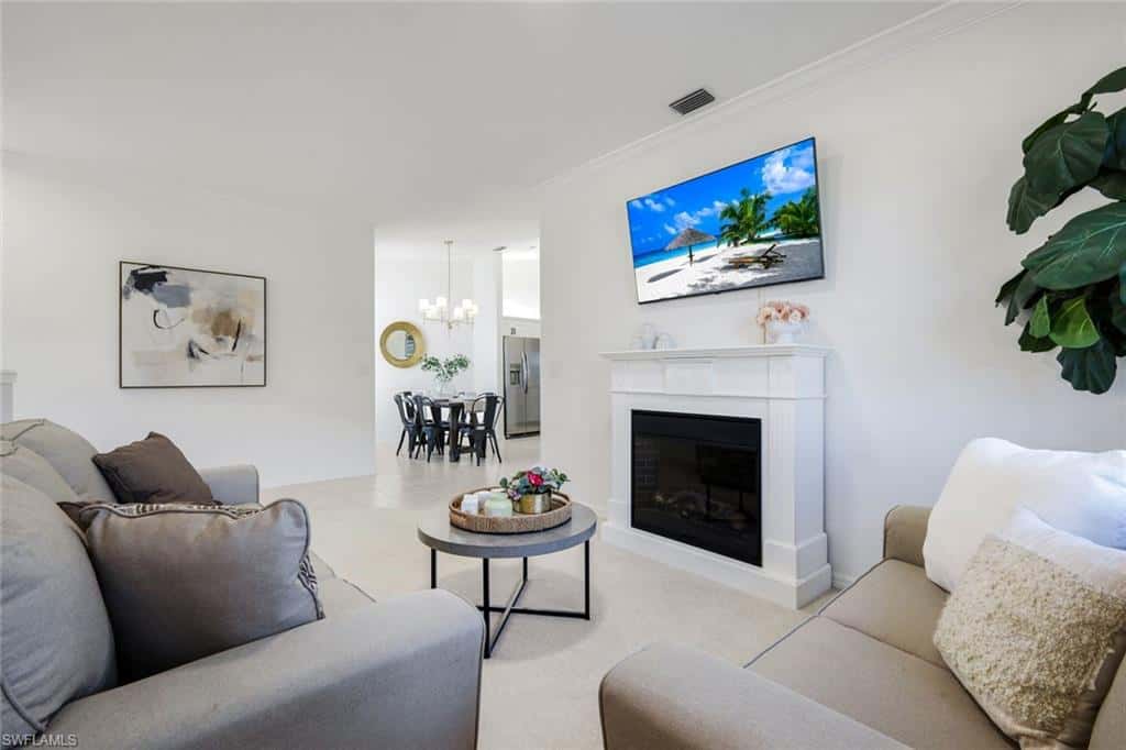 2390 Piccadilly Circus #202, Naples, photo 12