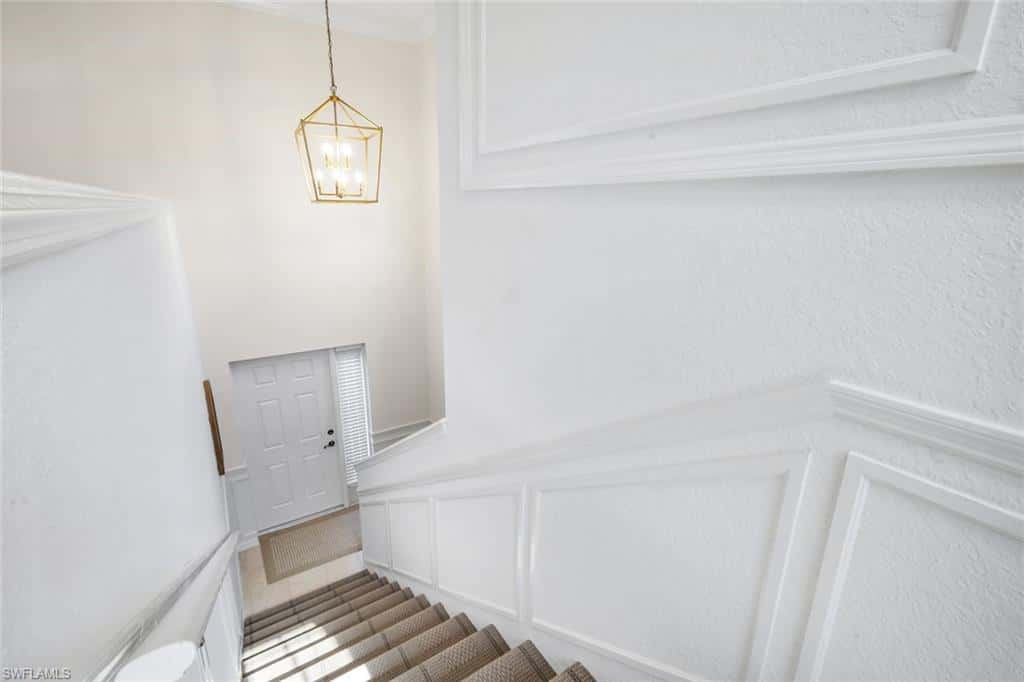 2390 Piccadilly Circus #202, Naples, photo 5