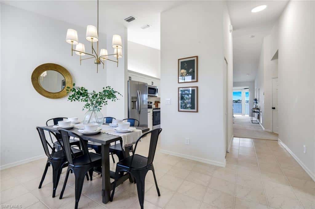 2390 Piccadilly Circus #202, Naples, photo 14