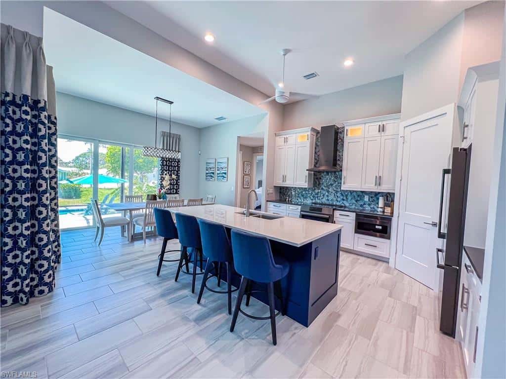 554 Barfield Dr, Marco Island, photo 9