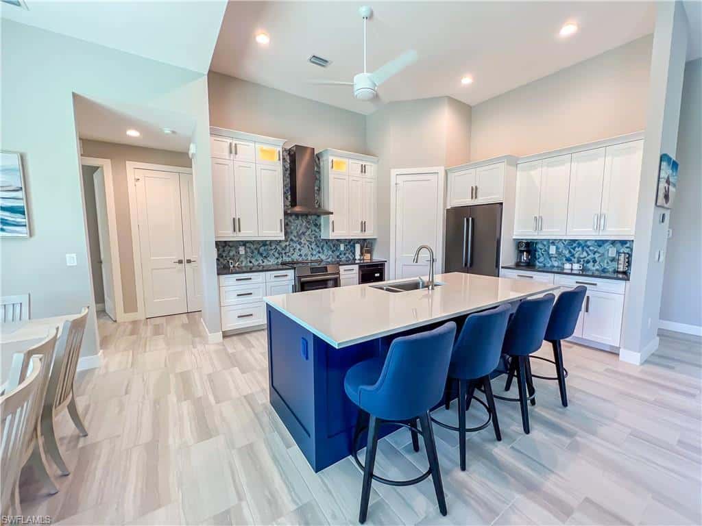 554 Barfield Dr, Marco Island, photo 10