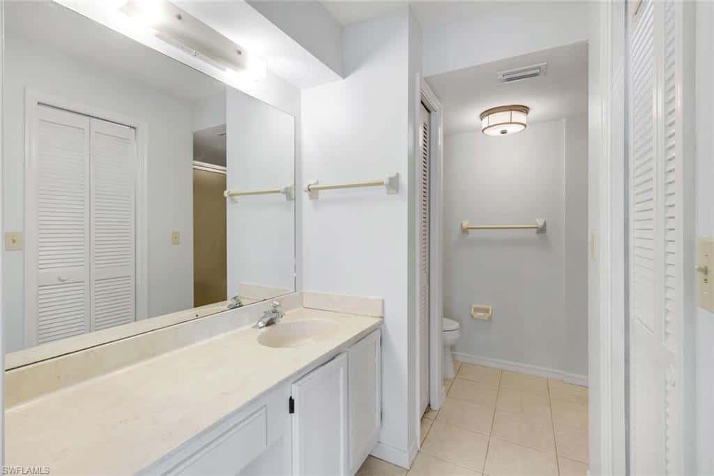 9580 Victoria Ln #205, Naples, photo 17