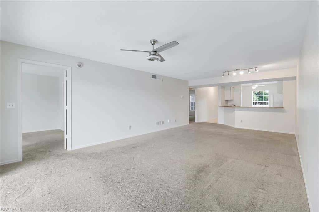 9580 Victoria Ln #205, Naples, photo 7