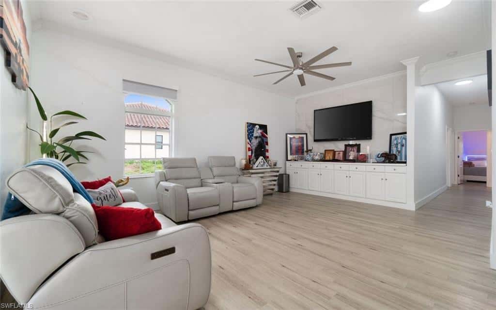 18683 Baseleg Ave, North Fort Myers, photo 26