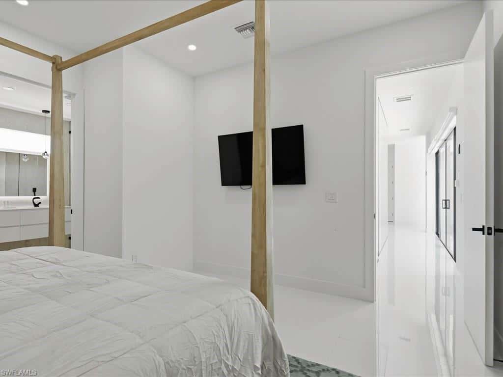 1787 Dogwood Dr, Marco Island, photo 19