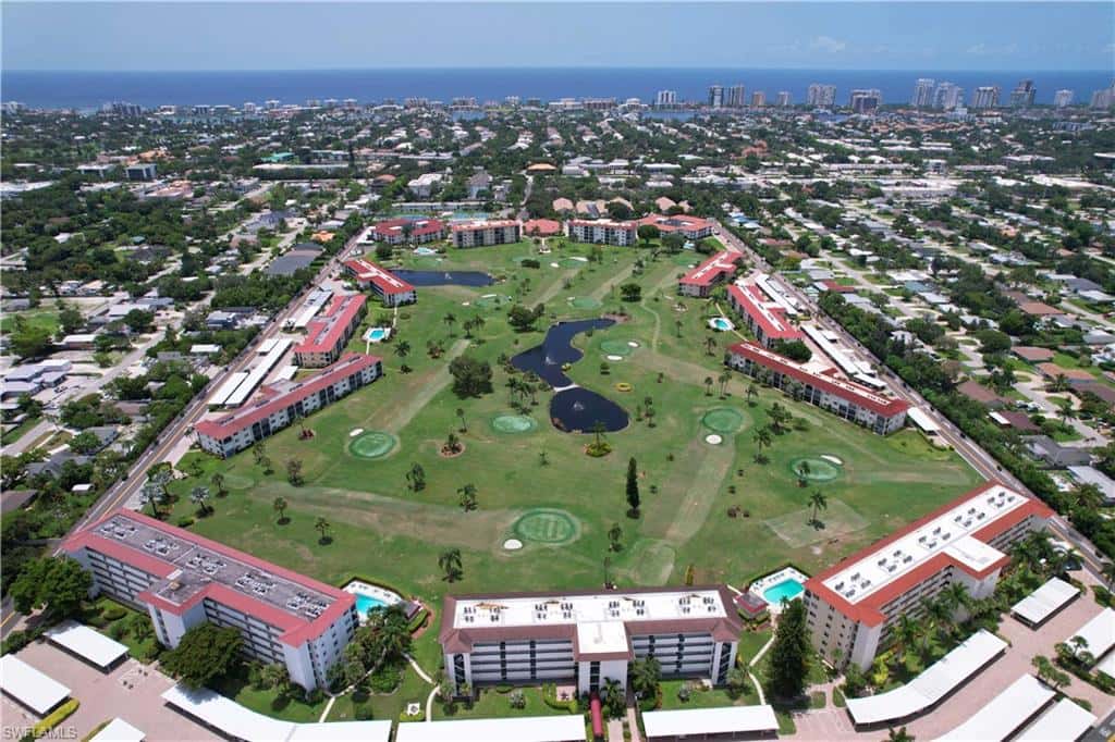 1 High Point Cir #303, Naples, photo 10