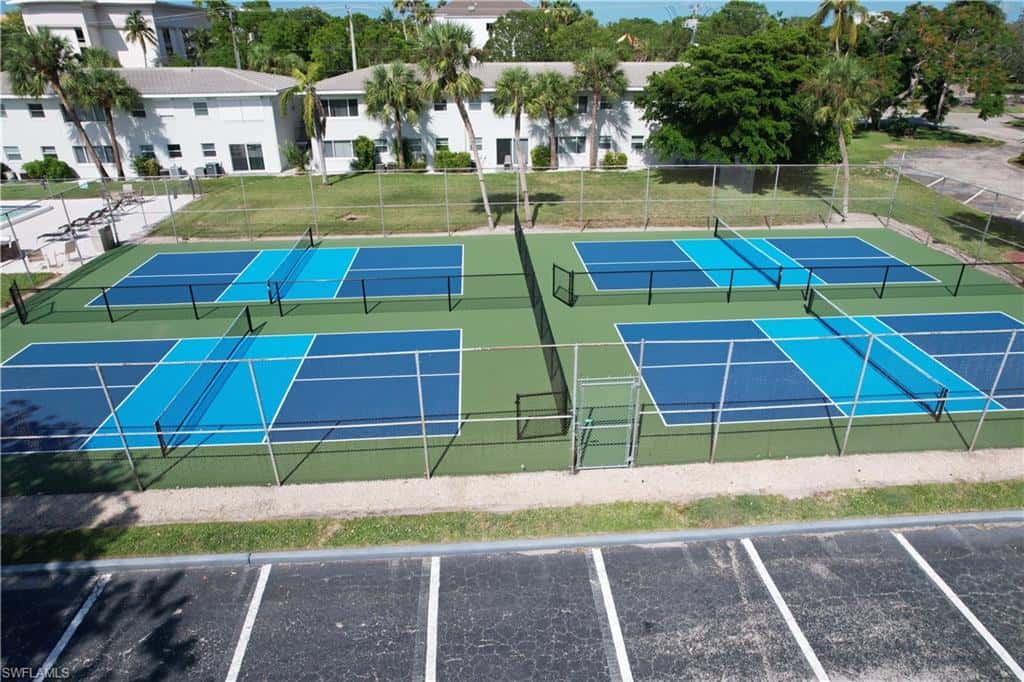 1 High Point Cir #303, Naples, photo 31