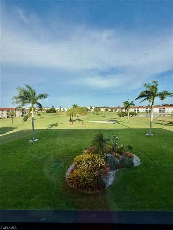 1 High Point Cir #303, Naples, photo 4