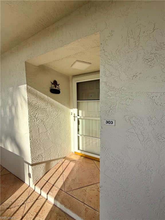 1 High Point Cir #303, Naples, photo 25