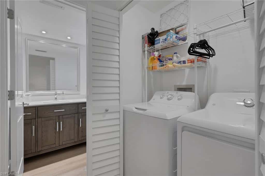 5250 Fox Hollow Dr #508, Naples, photo 24