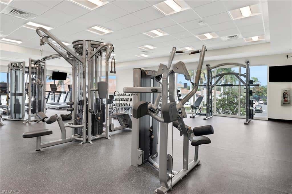 5250 Fox Hollow Dr #508, Naples, photo 39