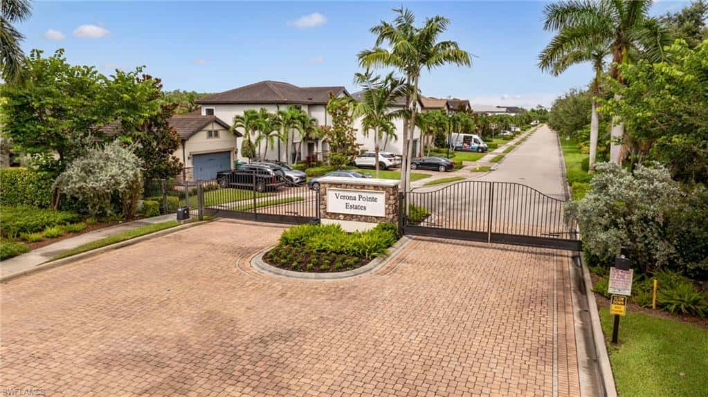 16277 Borelle Cir, Naples, photo 49