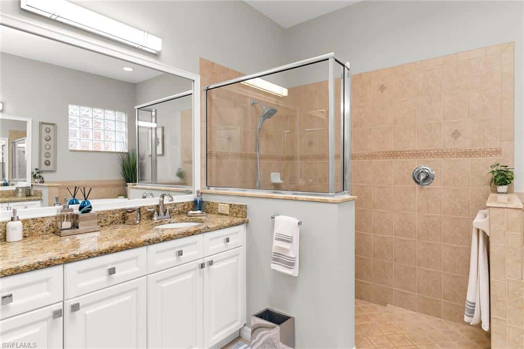 14610 Laguna Dr, Fort Myers, photo 19