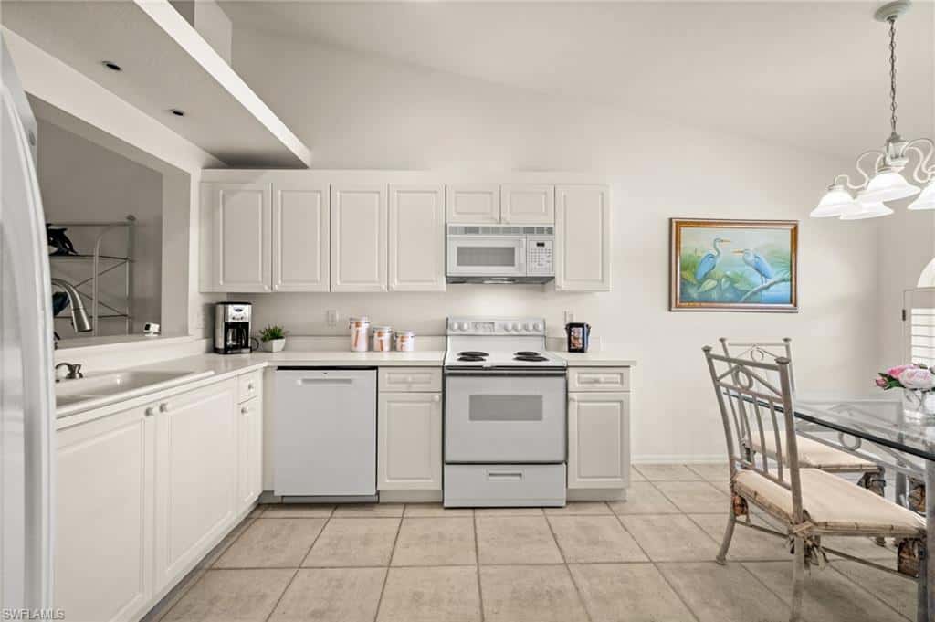 13141 Hamilton Harbour Dr #p7, Naples, photo 11