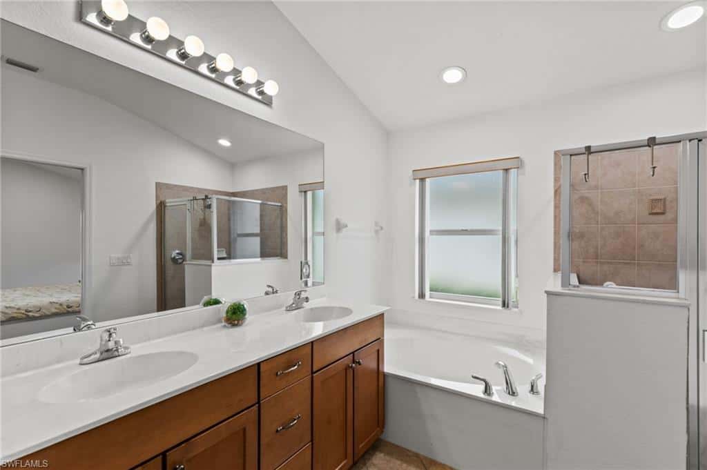 14635 Calusa Palms Dr, Fort Myers, photo 12