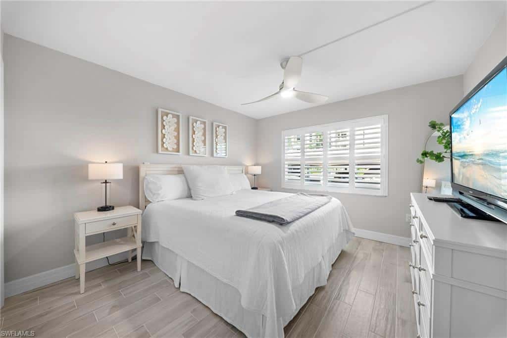 3200 Gulf Shore Blvd #107, Naples, photo 14