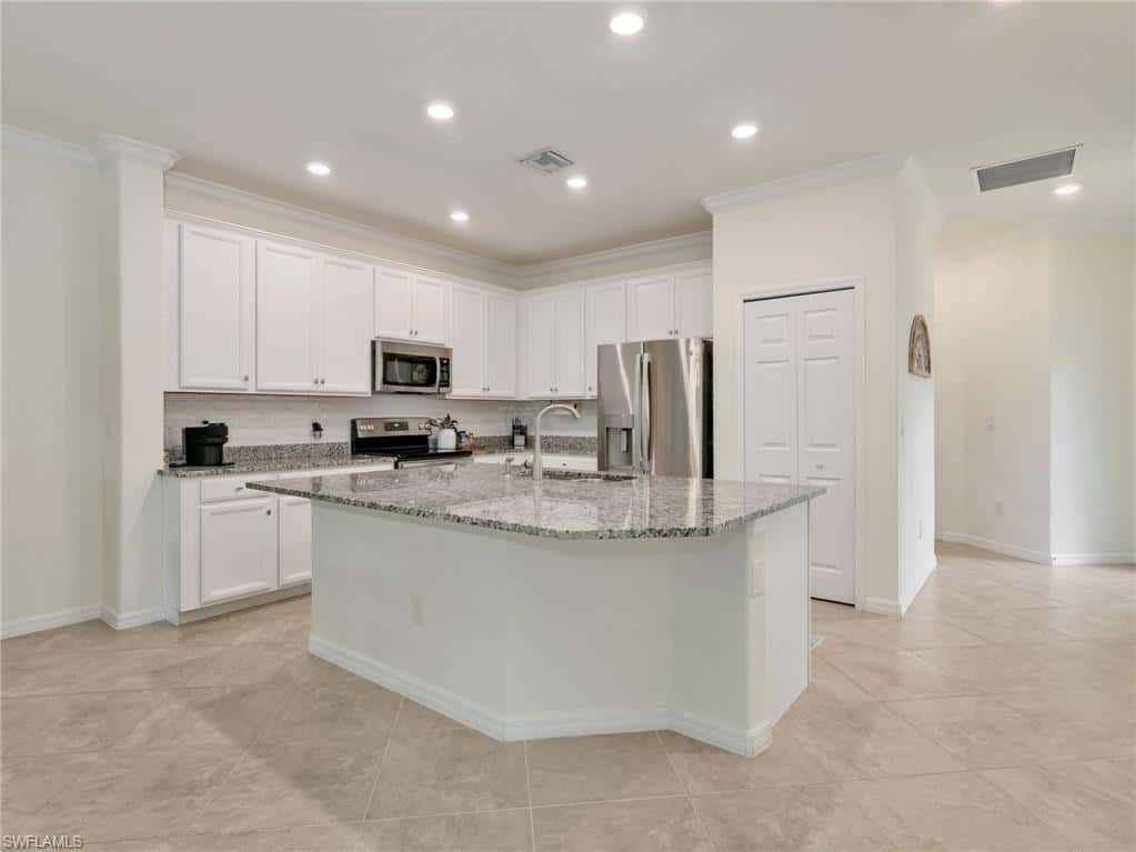 9157 Glenforest Dr, Naples, photo 5
