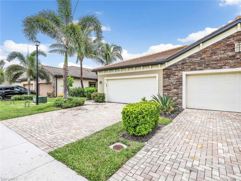 9157 Glenforest Dr, Naples, photo 31