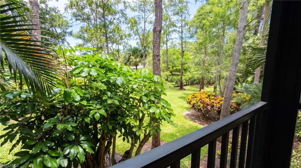 1826 Kings Lake Blvd #203, Naples, photo 5