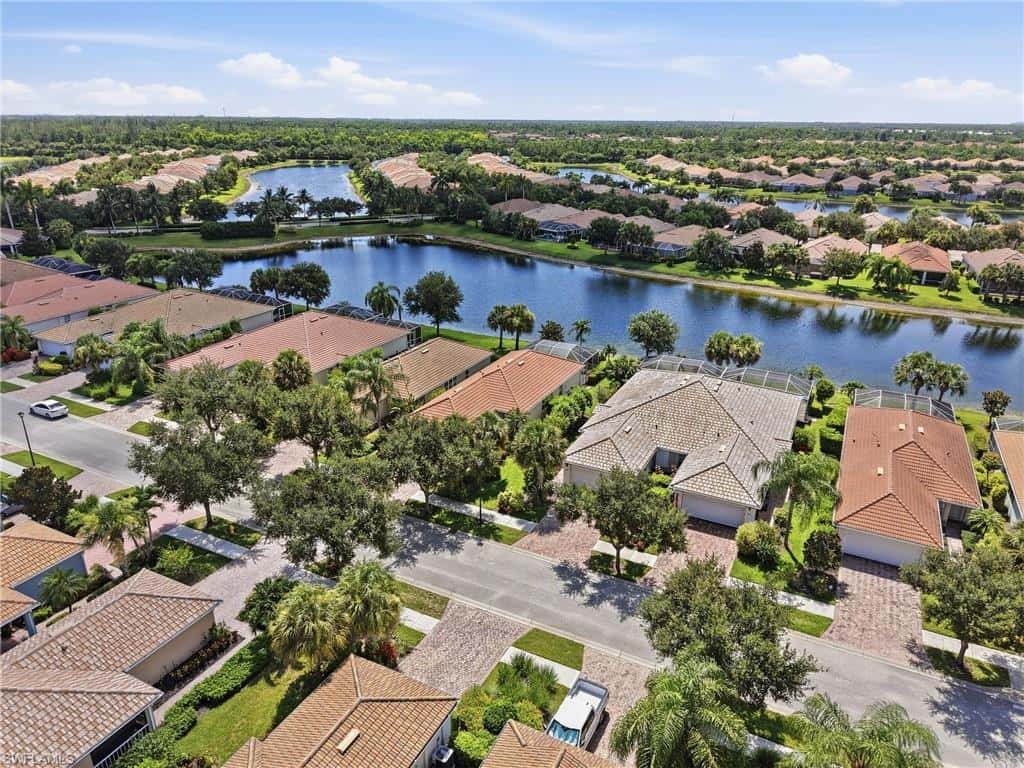 8433 Karina Ct, Naples, photo 30