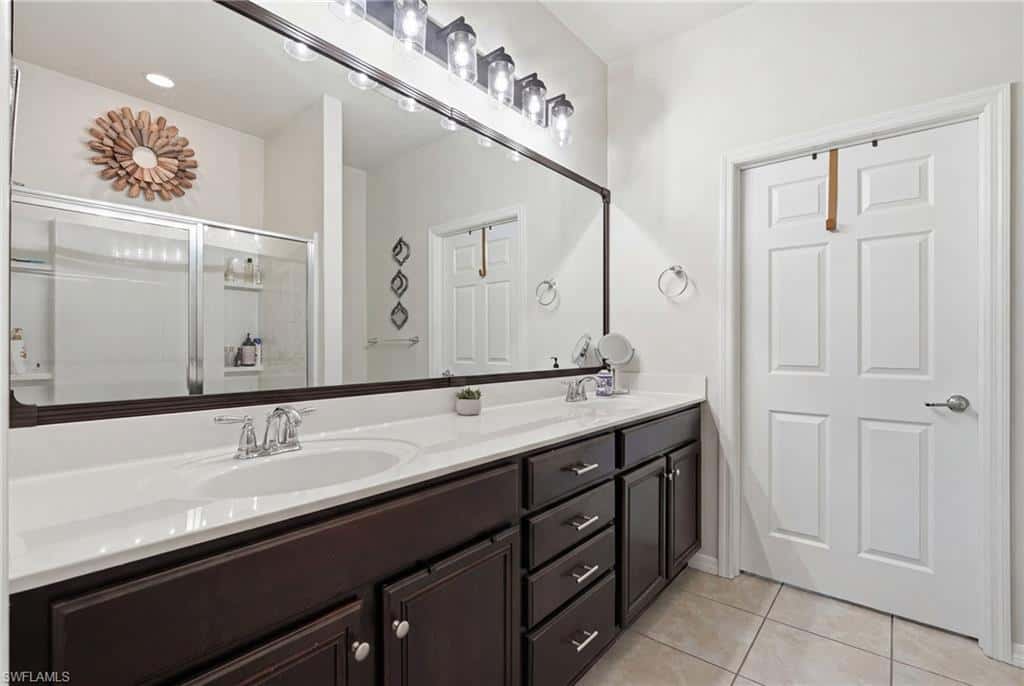 8433 Karina Ct, Naples, photo 21