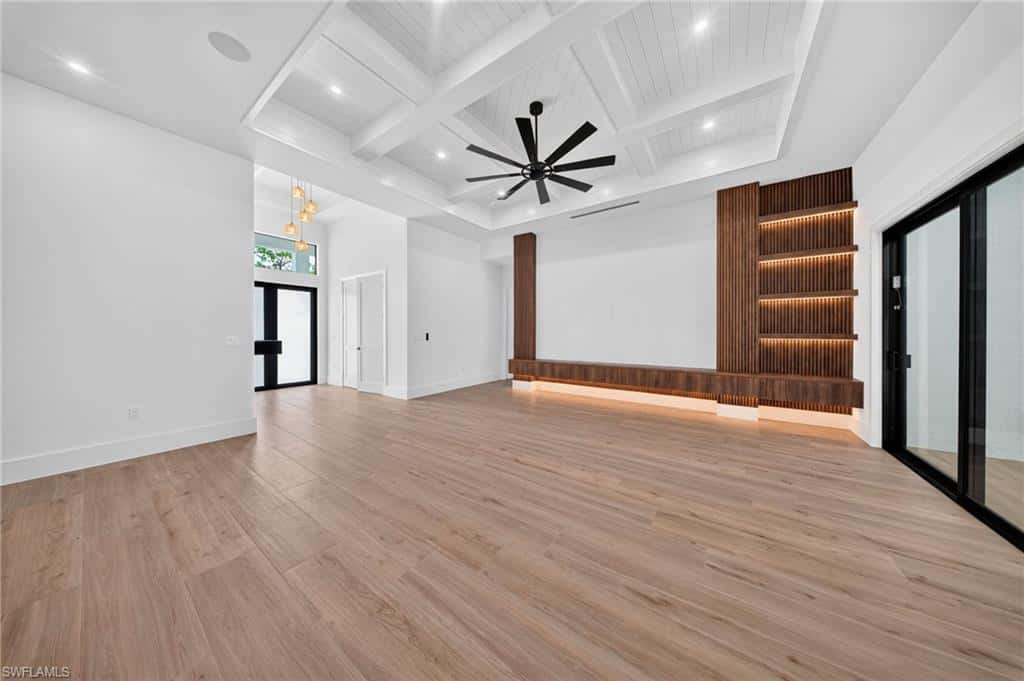 453 25th St, Naples, photo 6
