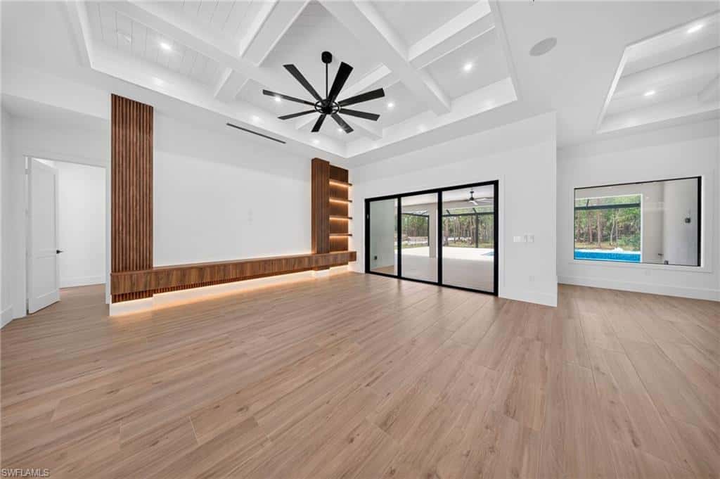 453 25th St, Naples, photo 7