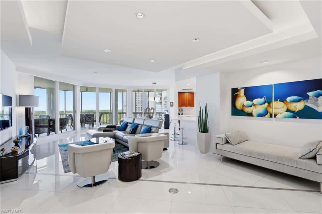 13675 Vanderbilt Dr #810, Naples, photo 4