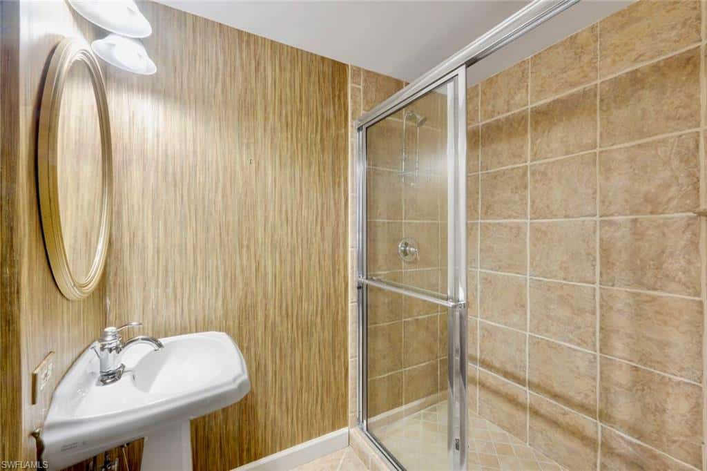 675 Murex Dr, Naples, photo 32