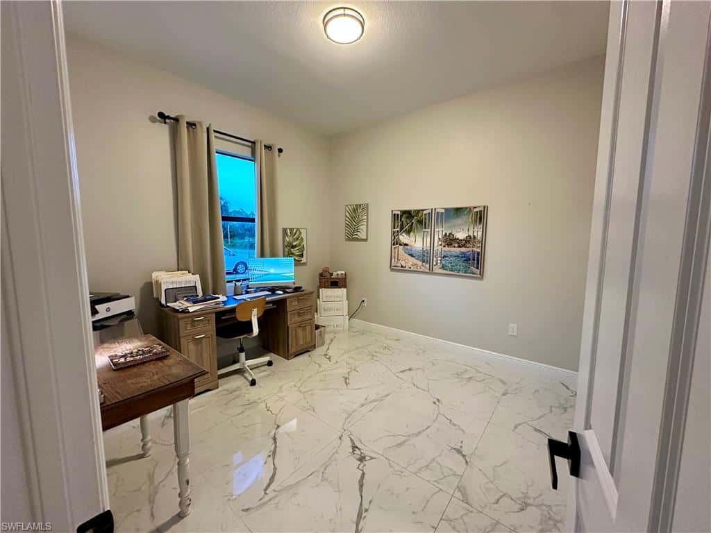 613 Hibiscus Ave, Lehigh Acres, photo 6