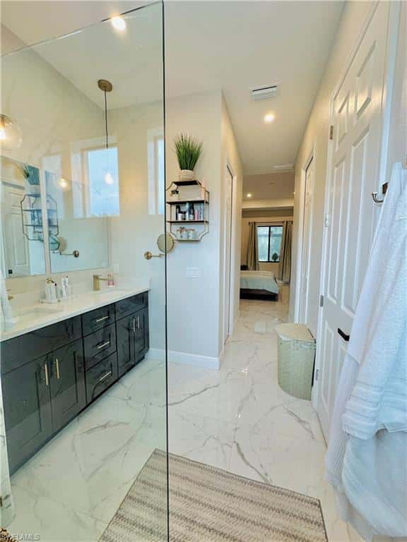 613 Hibiscus Ave, Lehigh Acres, photo 10