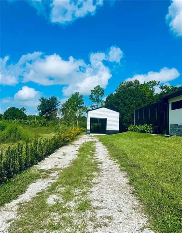 613 Hibiscus Ave, Lehigh Acres, photo 15