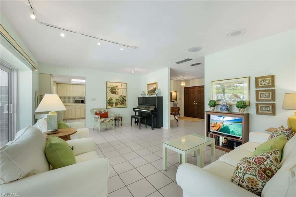 1839 Imperial Golf Co Blvd, Naples, photo 9