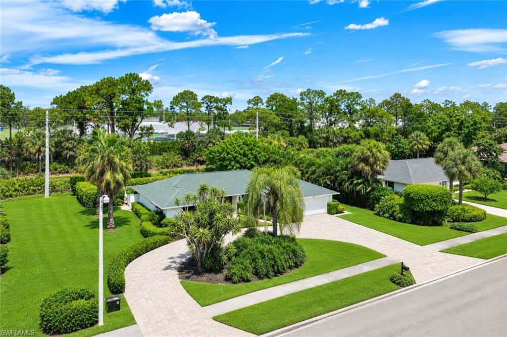 1839 Imperial Golf Co Blvd, Naples, photo 37