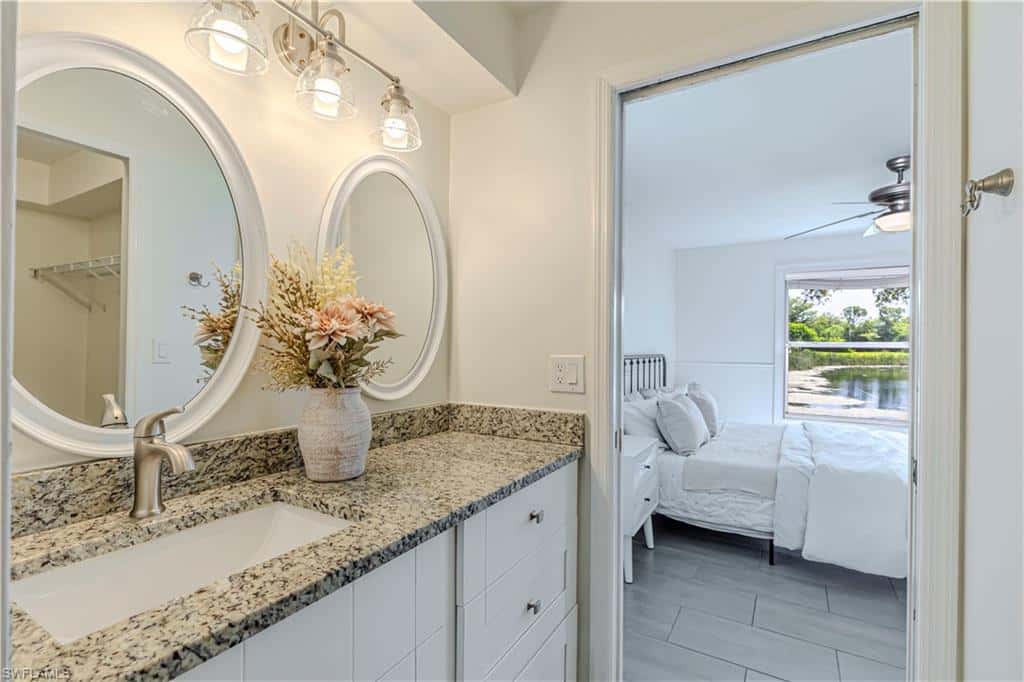 9600 Victoria Ln #108, Naples, photo 14