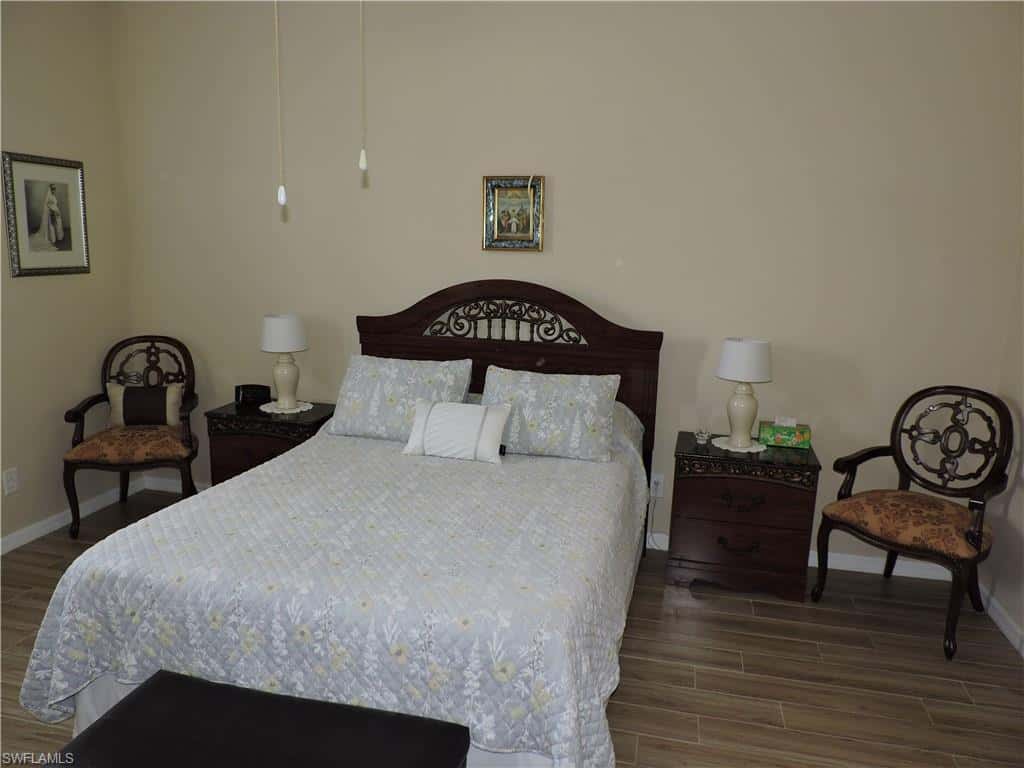 204 11th St, Cape Coral, photo 22