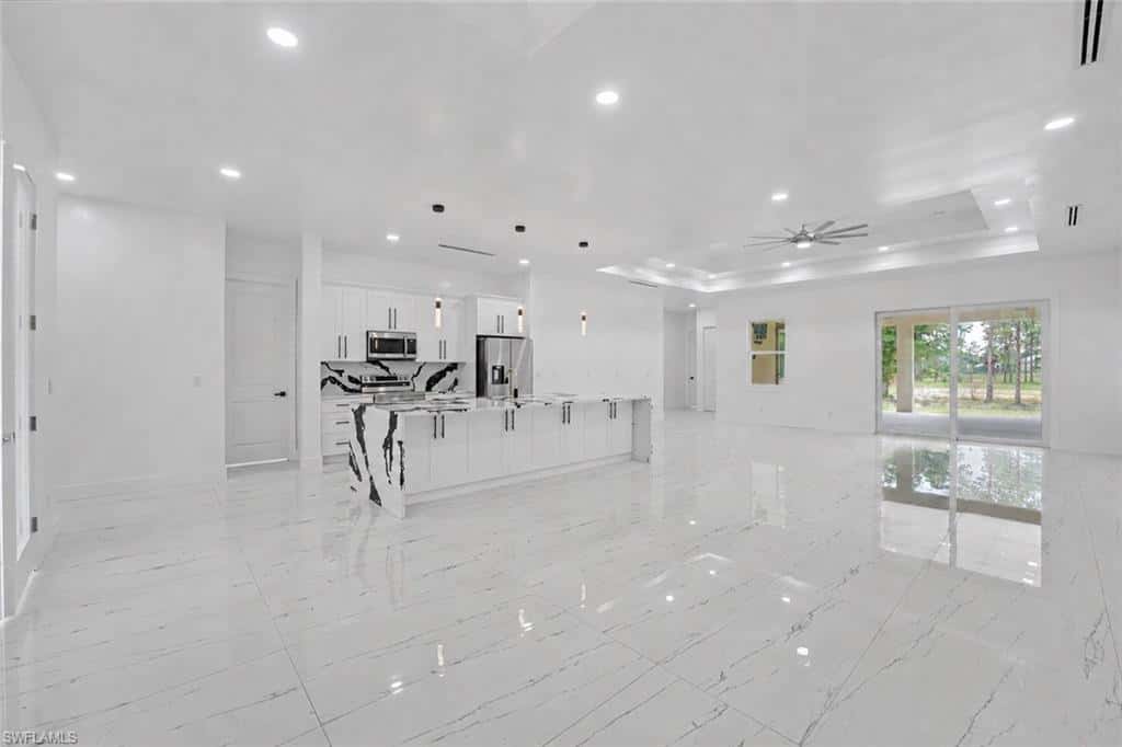 1113 Leroy Ave, Lehigh Acres, photo 6