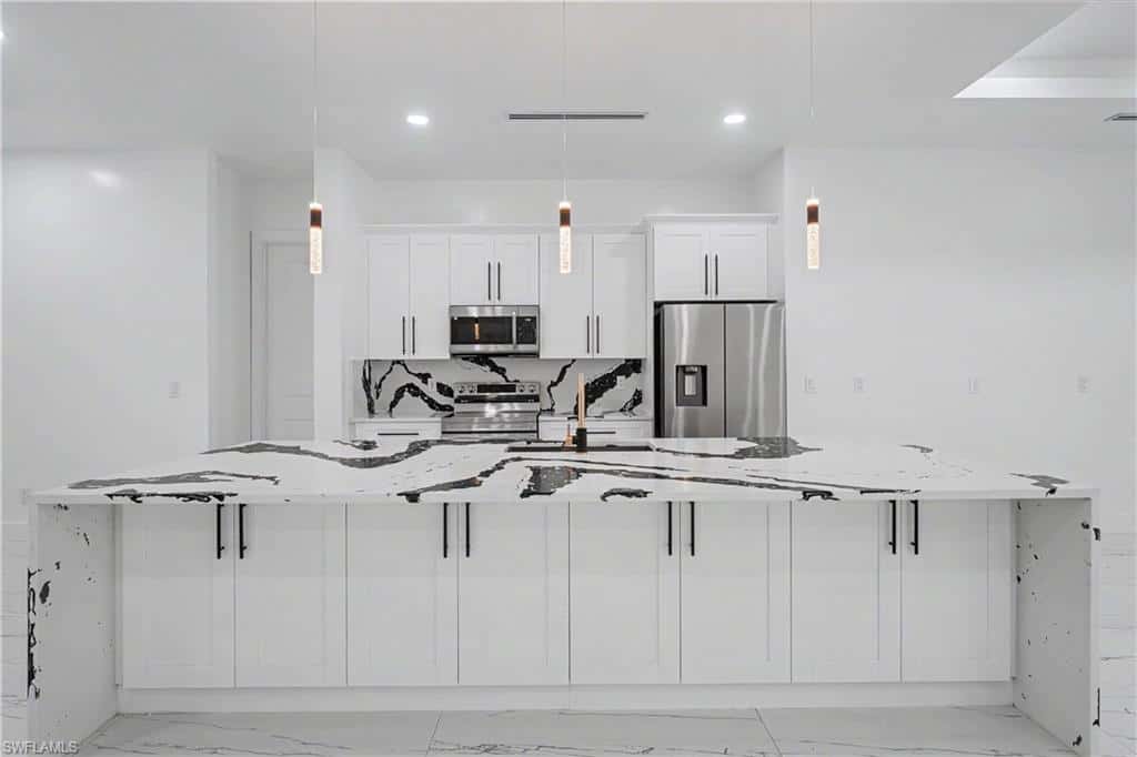 1113 Leroy Ave, Lehigh Acres, photo 9